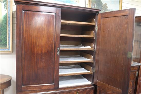 A Georgian mahogany linen press, H.189cm